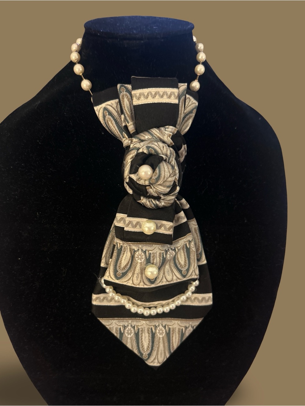 Black and Cream Pearl-Accented Scarf Necklace